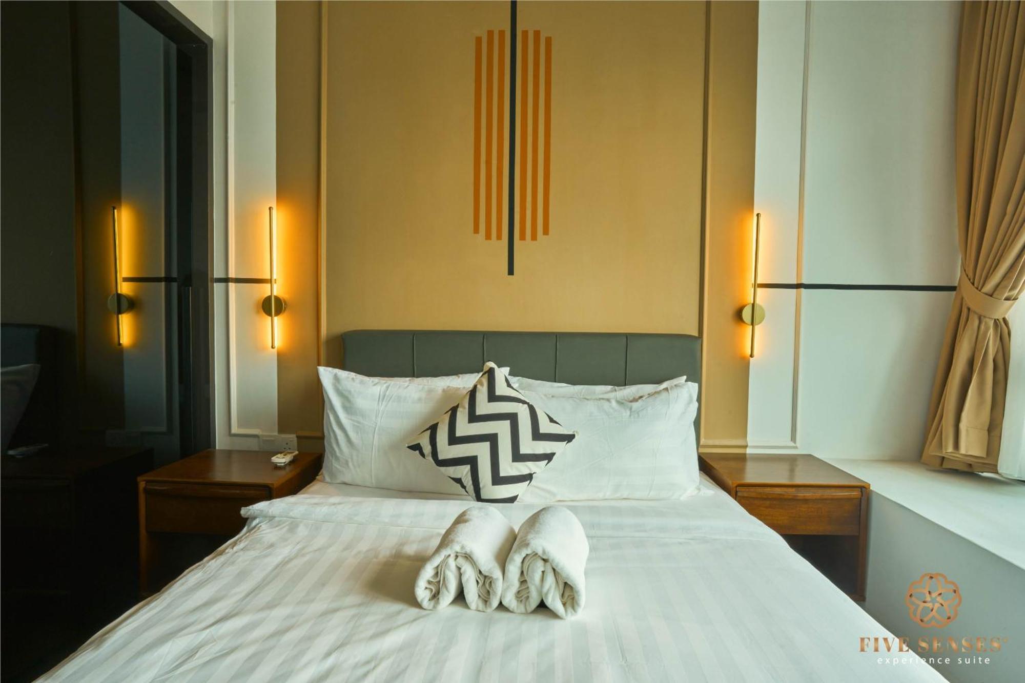 The Colony & The Luxe, Kuala Lumpur By Canopy Lives Bilik gambar